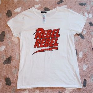 “Rebel Rebel” graphic tee ⚡️